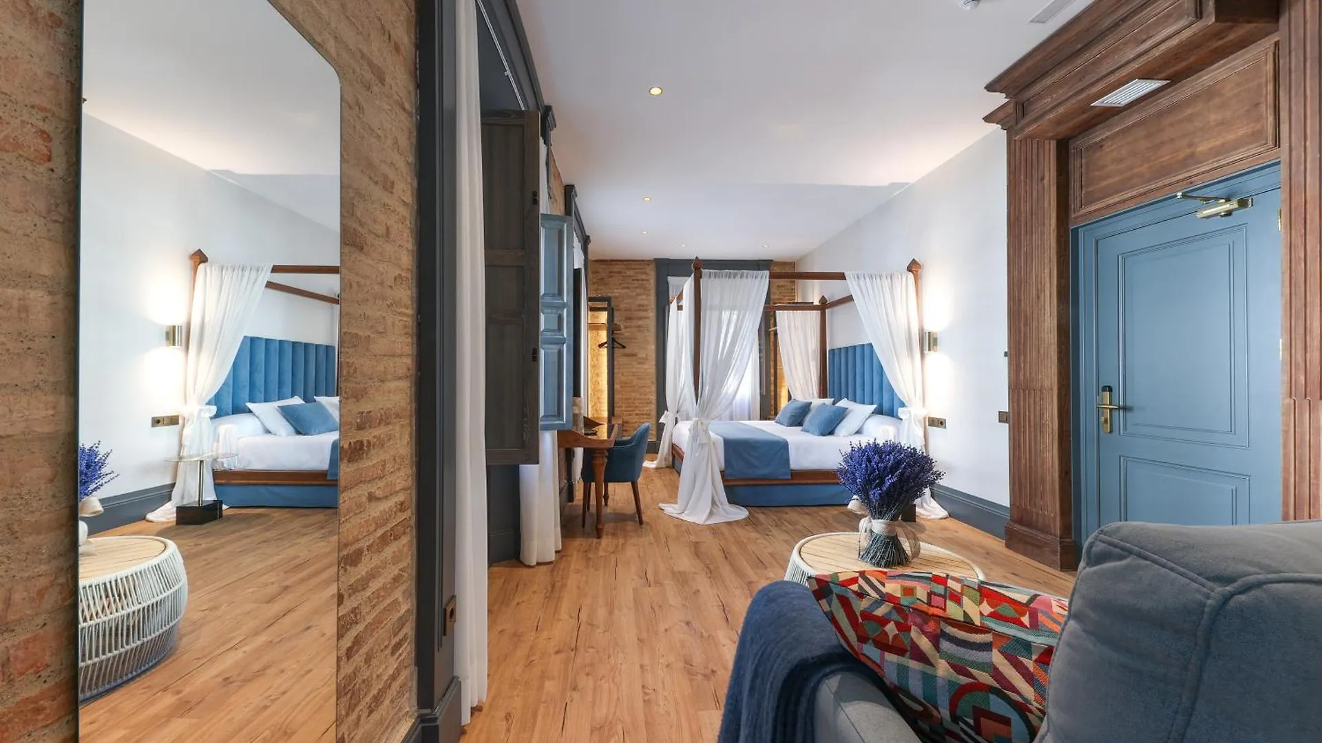 La Casa Azul Boutique Hotel location